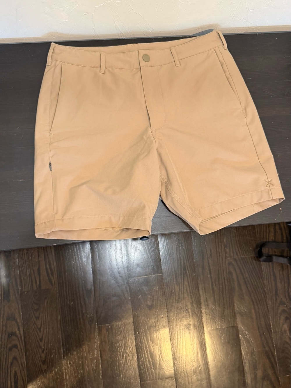 CUTS Stretch Tan Shorts - Men’s 30
